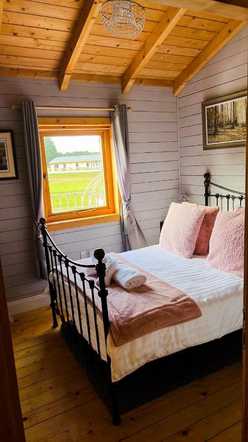 Beautiful 3-Bed Luxury Private Lodge In York Buitenkant foto
